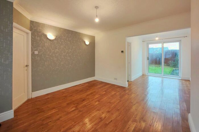 3 Bedroom Semi-Detached House To Rent In Back Lane, Longton, PR4