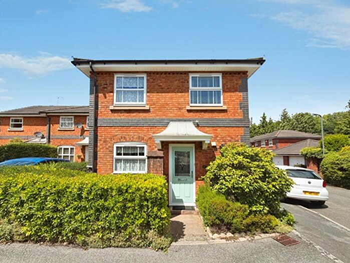 3 Bedroom Detached House For Sale In Riverside Court, St. Annes Park, BS4