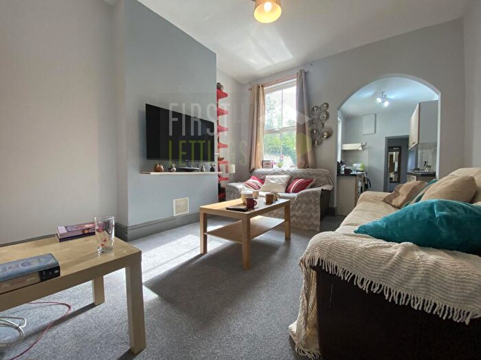 3 Bedroom Terraced House To Rent In Clarendon Park Road, Clarendon Park, LE2