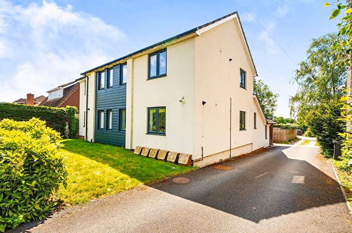 2 Bedroom Flat For Sale In Hiltingbury Road, Hiltingbury, Chandlers Ford, SO53