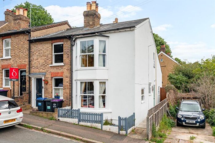 3 Bedroom End Of Terrace House For Sale In Byde Street, Bengeo, SG14