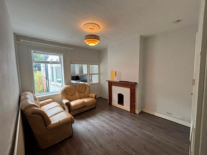 2 Bedroom Terraced House To Rent In Hagley Road West, Smethwick, B67