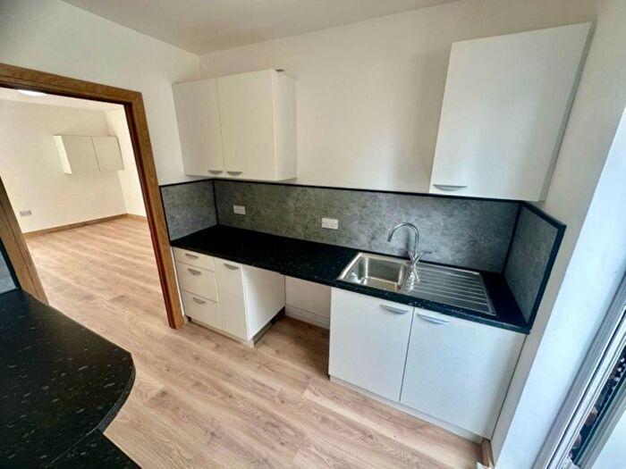 Studio To Rent In Towngate, Mapplewell, Barnsley, S75