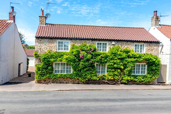 3 Bedroom Character Property For Sale In St John's Road, Bishop Monkton, Harrogate, HG3