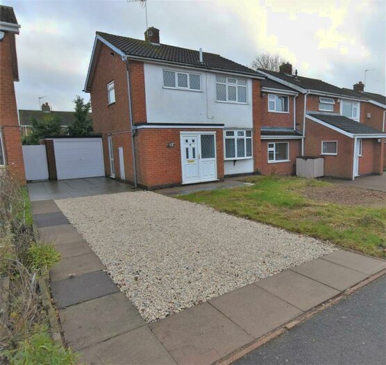 3 Bedroom Detached House To Rent In Severn Road, Oadby, Leicester, LE2