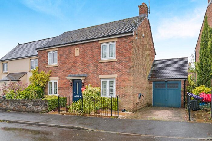 4 Bedroom Detached House For Sale In Silure View, Usk, NP15