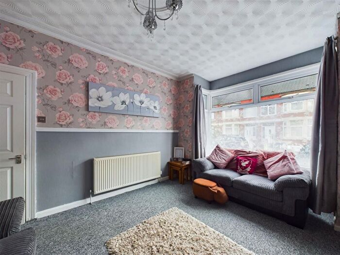 3 Bedroom End Of Terrace House For Sale In Lindeth Avenue, Wallasey, CH44