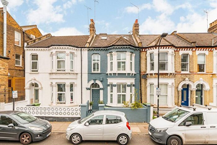 5 Bedroom Terraced House For Sale In Ingersoll Road, Shepherds Bush, W12