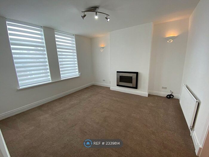 3 Bedroom Flat To Rent In St. Andrews Road South, Lytham St. Annes, FY8