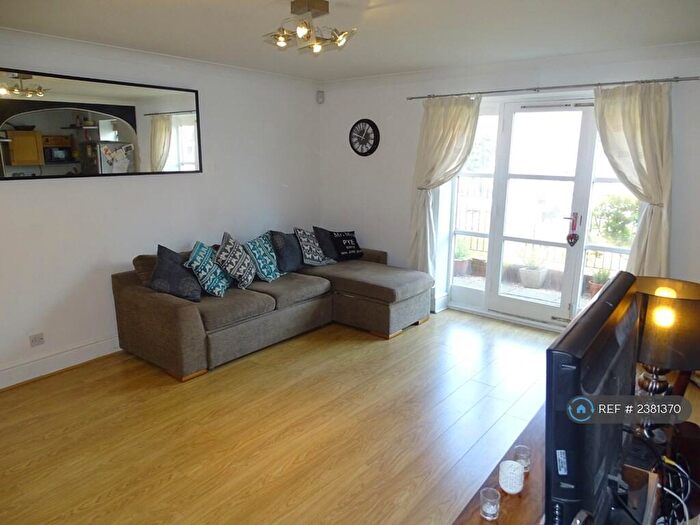 1 Bedroom Flat To Rent In John Smeaton Court, Manchester, M1