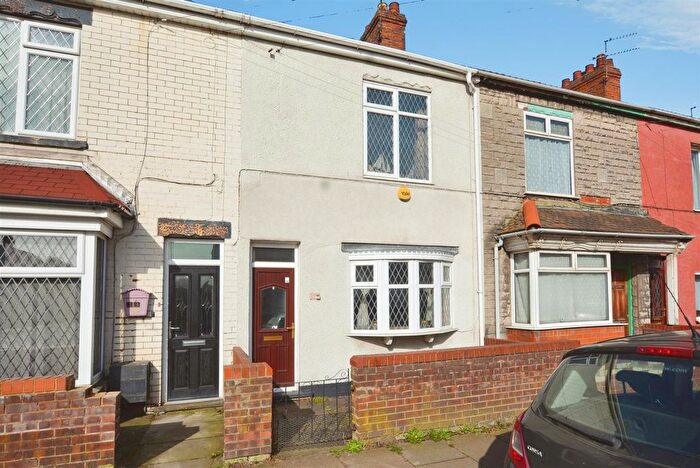 3 Bedroom Terraced House For Sale In Cottage Beck Road, Scunthorpe, DN16