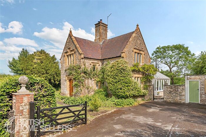 3 Bedroom Detached House For Sale In Yeovil Road, Melbury Osmond, Dorchester, Dorset, DT2