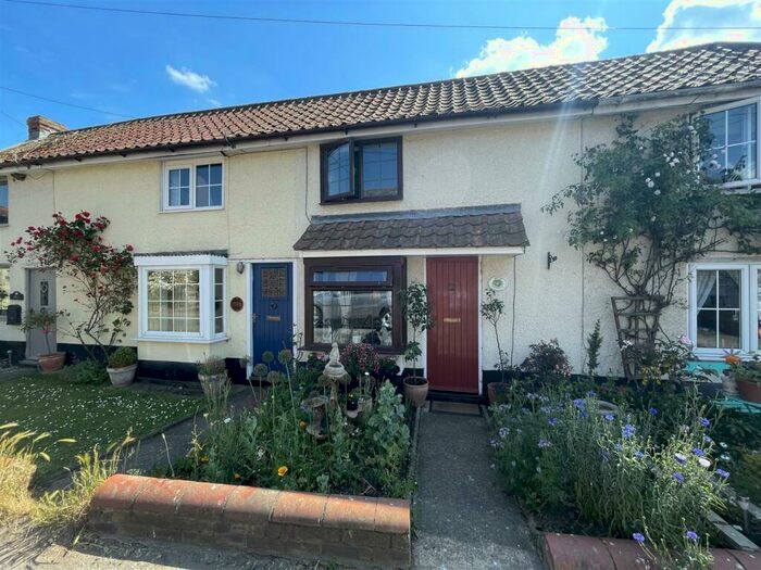 1 Bedroom Cottage For Sale In Mendlesham Green, Stowmarket, IP14