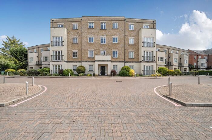 2 Bedroom Flat For Sale In Providence Park, Bassett, Southampton, Hampshire, SO16