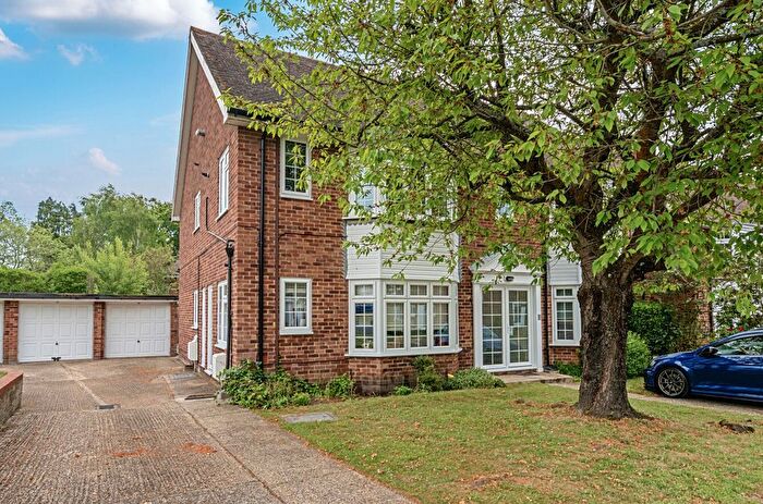 Property To Rent In Cranbrook Court, Fleet, Hampshire, GU51