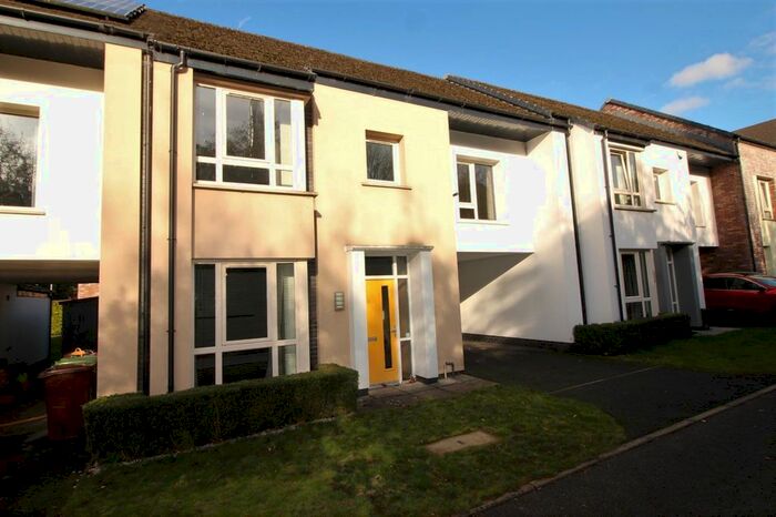 4 Bedroom Terraced House For Sale In Woodbrook Walk, Lisburn, County Down, BT28