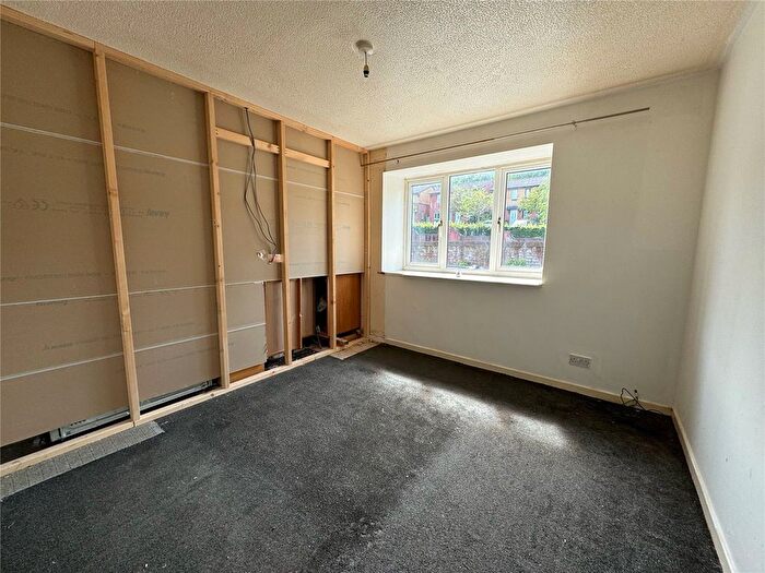 1 Bedroom Flat For Sale In Chestnut Close, Cannock, Staffordshire, WS11