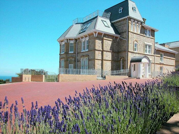 2 Bedroom Apartment To Rent In Luccombe Road, Shanklin, PO37