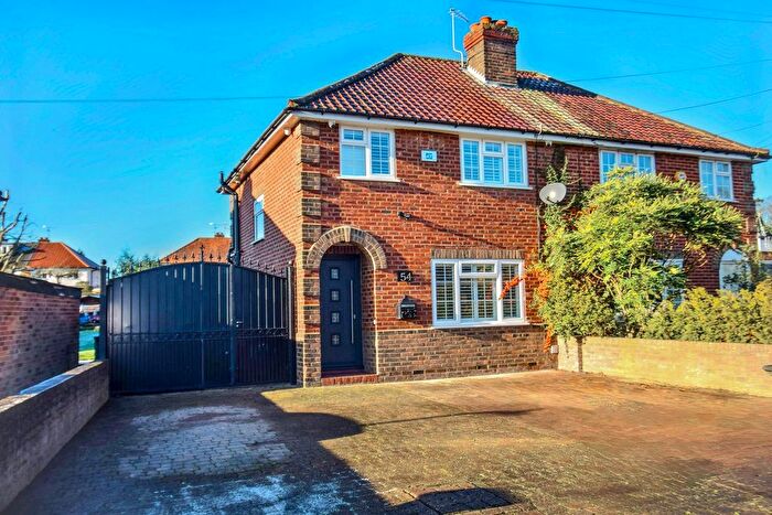 3 Bedroom Semi Detached House For Sale In Wickenden Road, Sevenoaks, TN13