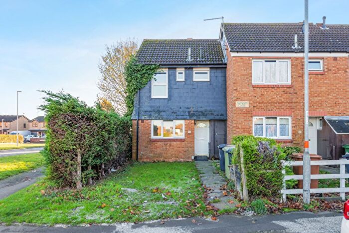 3 Bedroom End Of Terrace House For Sale In Sassoon Close, Wellingborough, NN8