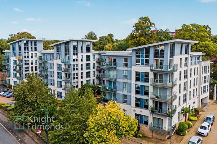 2 Bedroom Flat To Rent In Mckenzie Court, Maidstone, ME14