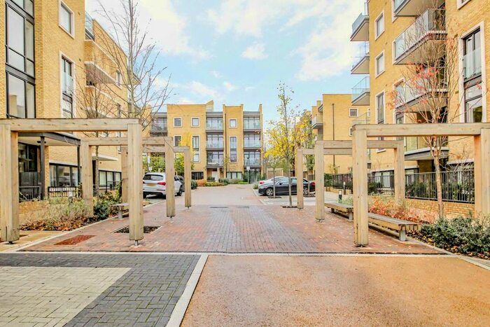 1 Bedroom Flat To Rent In Frazer Nash Close, Isleworth, TW7