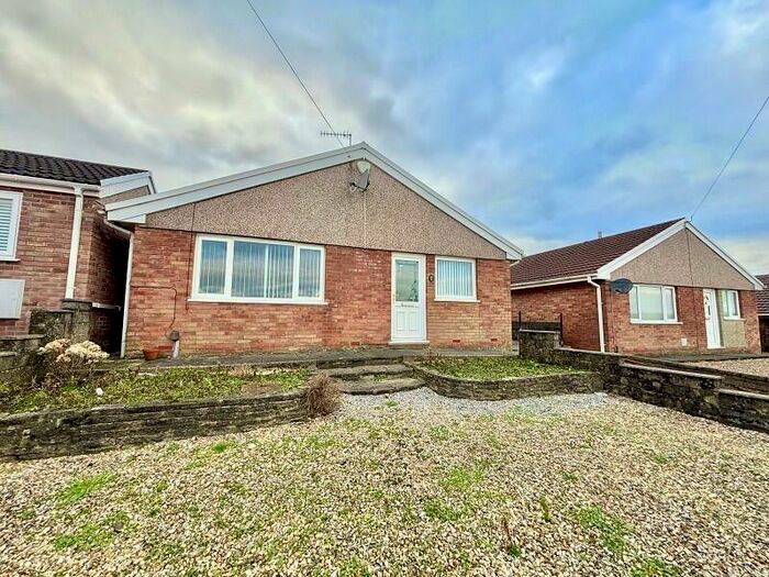 3 Bedroom Detached House To Rent In Pen Yr Yrfa, Morriston, Swansea, City And County Of Swansea., SA6