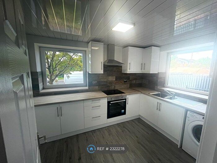 3 Bedroom Flat To Rent In Glasgow, Glasgow, G34