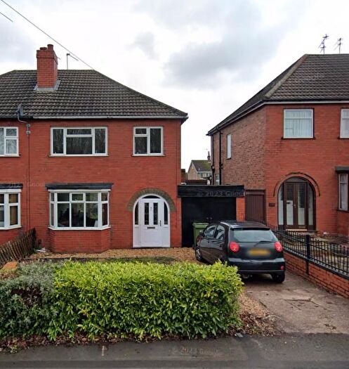 3 Bedroom Semi Detached House For Sale In Pinfold Lane, Wolverhampton, WV4
