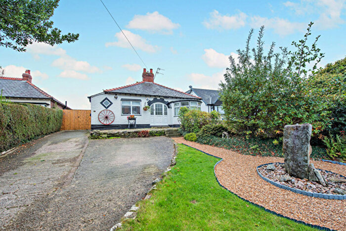 3 Bedroom Detached Bungalow For Sale In Heath Road, Wirral, CH63