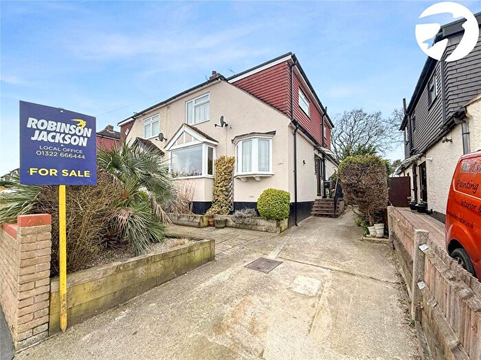 3 Bedroom Semi-Detached House For Sale In Heathwood Gardens, Swanley, Kent, BR8