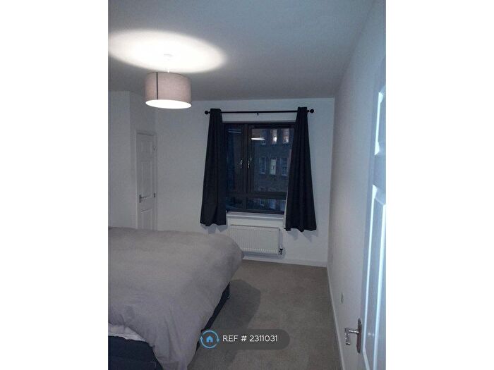 2 Bedroom Flat To Rent In Ashley Heights, Bristol, BS7