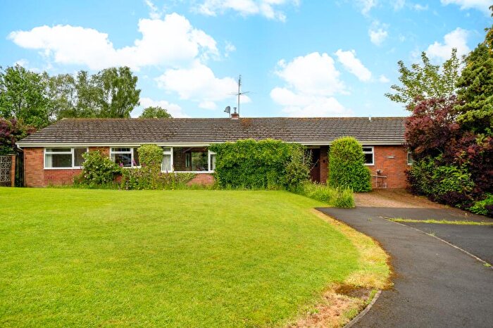 5 Bedroom Detached House For Sale In Timberdyne Close, Rock, DY14