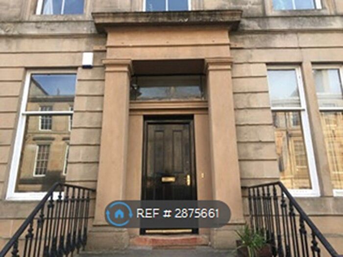 4 Bedroom Flat To Rent In West Princes Street, Glasgow, G4