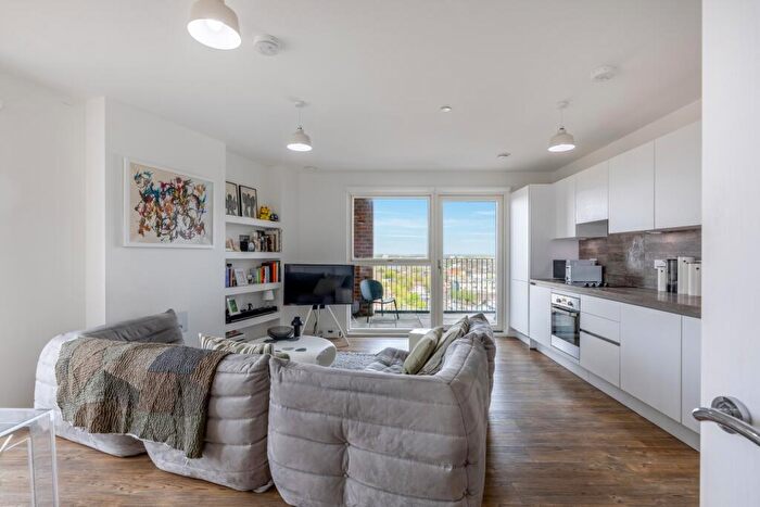 2 Bedroom Flat For Sale In Cornwell House, Ron Leighton Way, London, Essex, E6