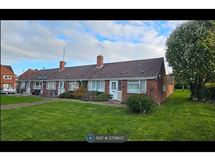 2 Bedroom Bungalow To Rent In Pye Street, Faringdon, SN7