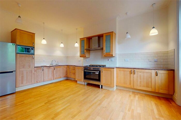 2 Bedroom Apartment To Rent In Lansdown Road, Lansdown, Cheltenham, GL51