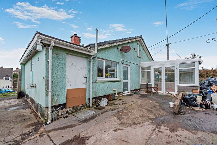 4 Bedroom Detached House For Sale In Pendine, Carmarthen, SA33