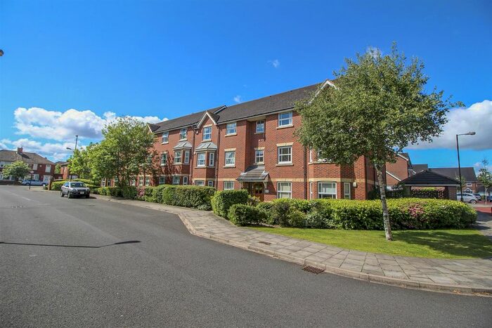 2 Bedroom Flat To Rent In Highbridge, Gosforth, Newcastle Upon Tyne, NE3