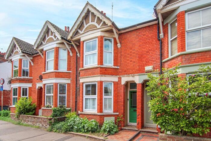 3 Bedroom Terraced House For Sale In Church Street, Leighton Buzzard, LU7