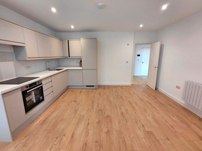 1 Bedroom Flat To Rent In Bay View, Wraik Hill, Whitstable, Kent, CT5