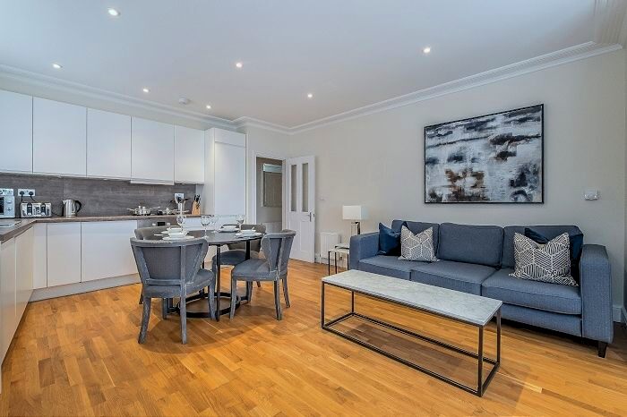 2 Bedroom Flat To Rent In King Street, London, W6