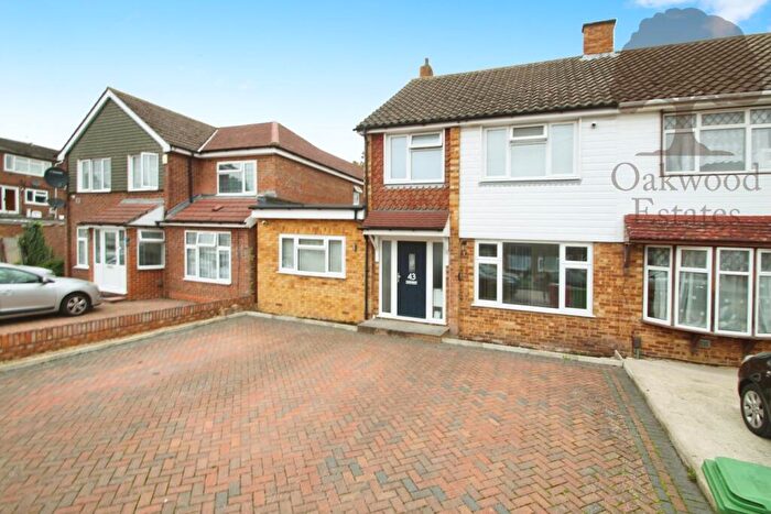 House Of Multiple Occupation To Rent In Dawley Ride, Colnbrook, SL3