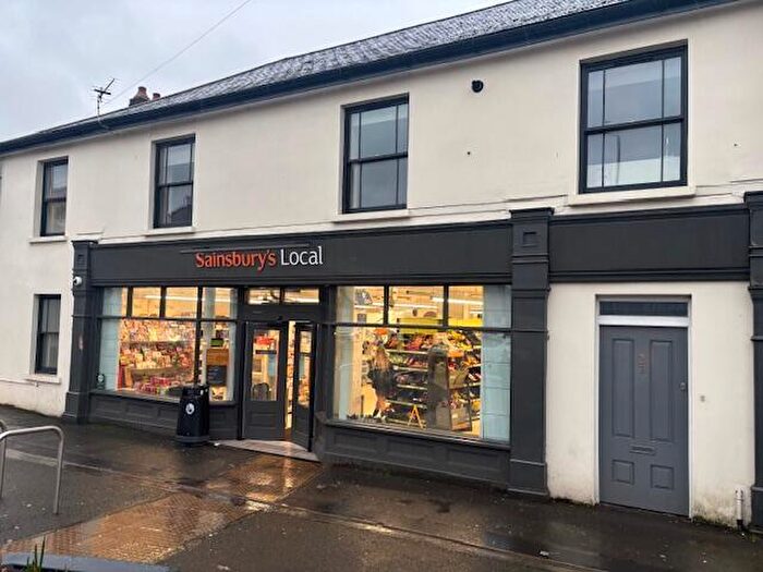 2 Bedroom Flat To Rent In Goldcroft Common, Newport, NP18