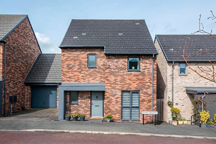 3 Bedroom Detached House For Sale In Fern Crescent, Blackburn, BB2