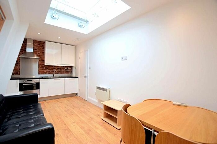 1 Bedroom Flat To Rent In Monkville Mansions, Finchley Road, Temple Fortune, London, NW11