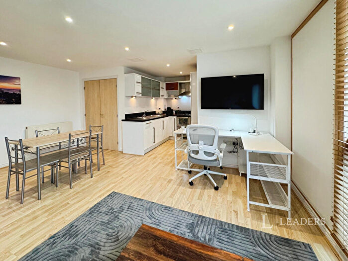 1 Bedroom Apartment To Rent In Boulevard House, BN1