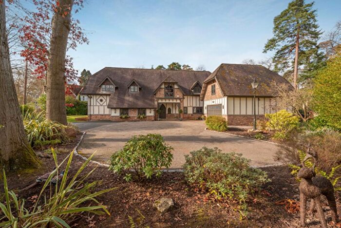 5 Bedroom Detached House For Sale In Larch Avenue, Ascot, SL5