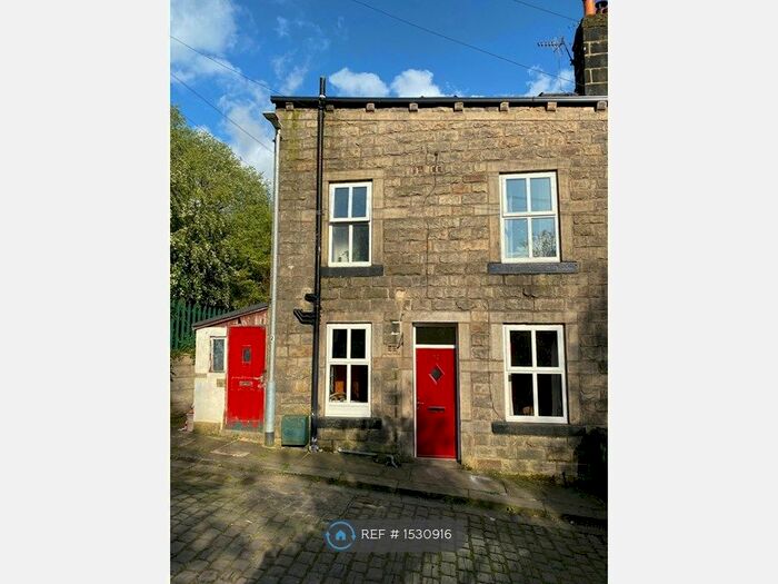2 Bedroom End Of Terrace House To Rent In Station Road, Todmorden, OL14