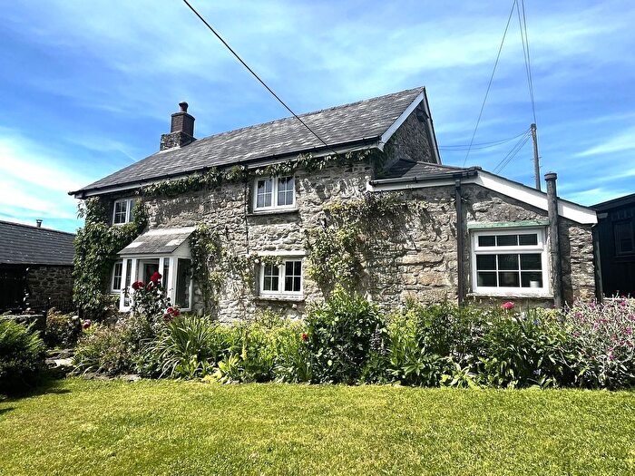 3 Bedroom Detached House For Sale In Launceston, PL15